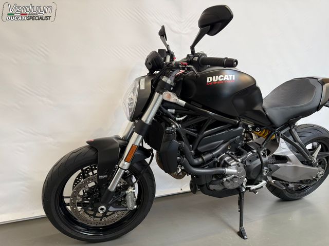ducati - monster-821-dark