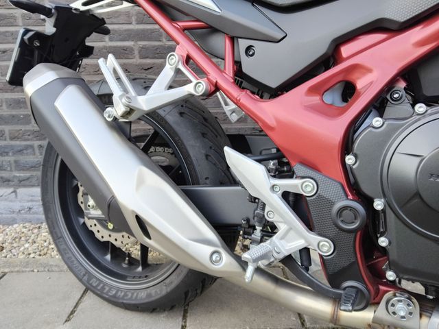 honda - cb-750-hornet