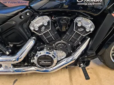 INDIAN MOTORCYCLE SCOUT – foto 2