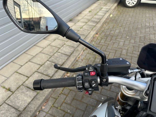 bmw - r-1250-r