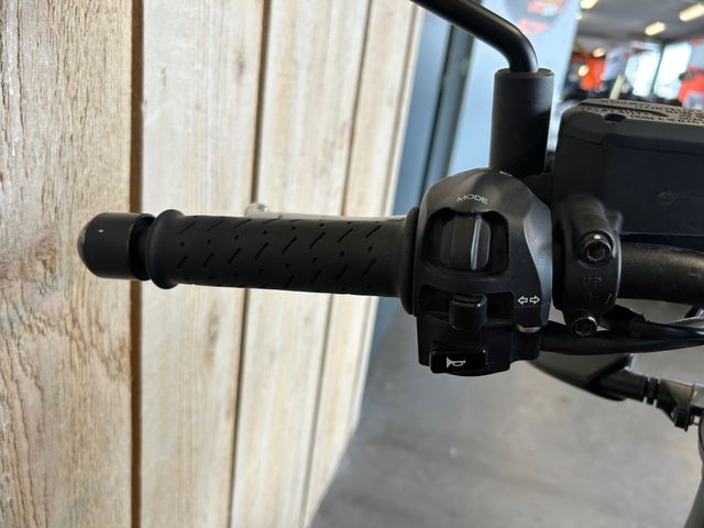 aprilia - shiver-900