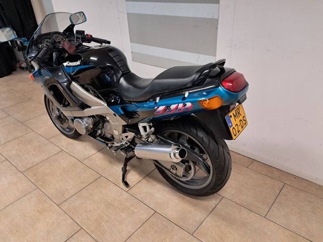 kawasaki - zzr-600