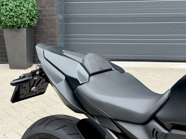 honda - cb-650-r