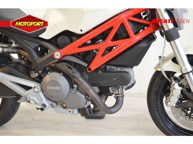 ducati - monster-696