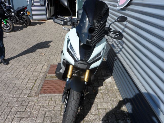 honda - x-adv