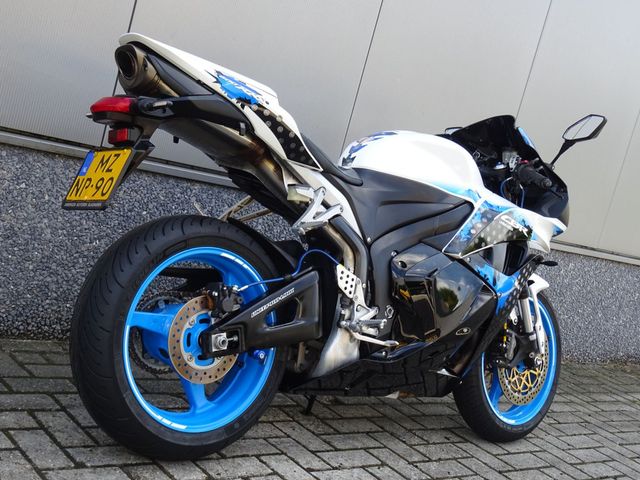 honda - cbr-600-rr
