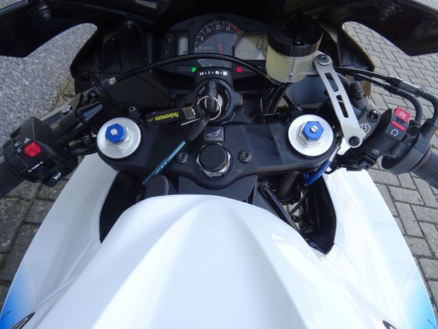 honda - cbr-600-rr