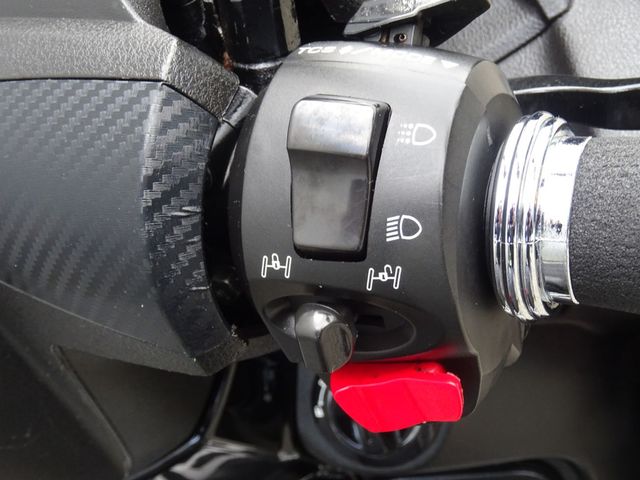 peugeot - metropolis-400-rxr