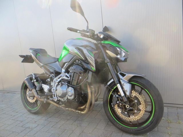 kawasaki - z900