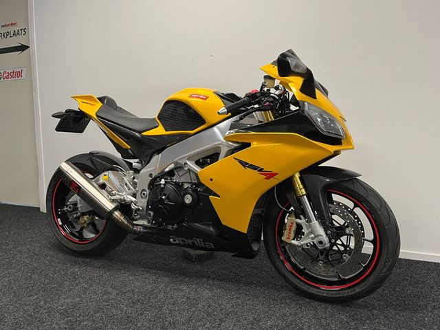 aprilia - rsv-4-r