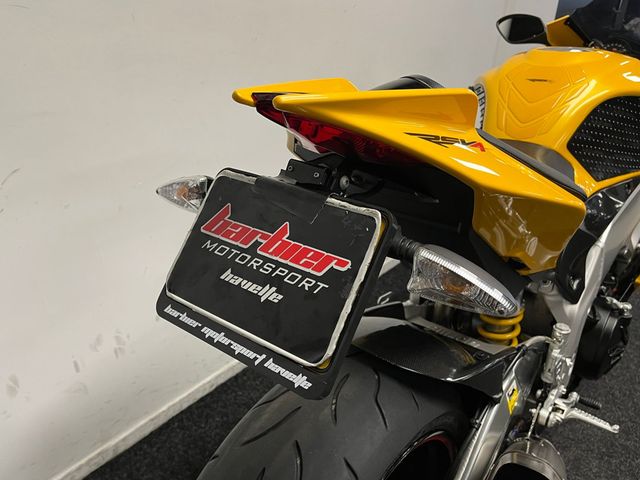 aprilia - rsv-4-r
