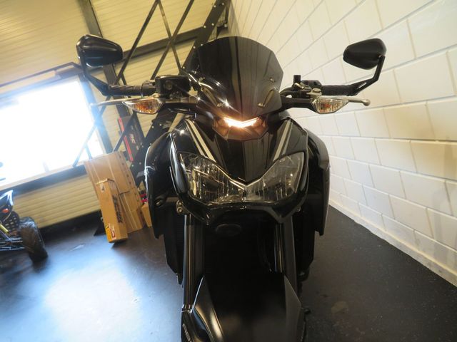 kawasaki - z900