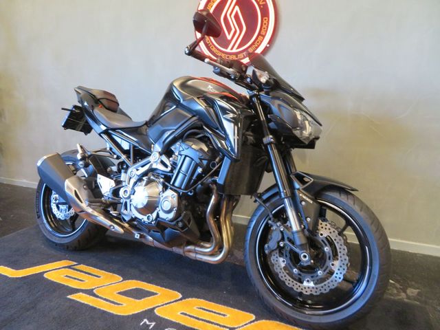 kawasaki - z900