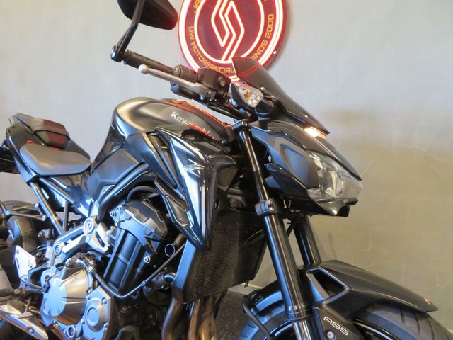 kawasaki - z900