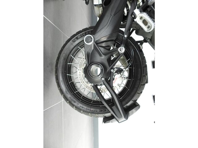bmw - r-1300-gs-adventure