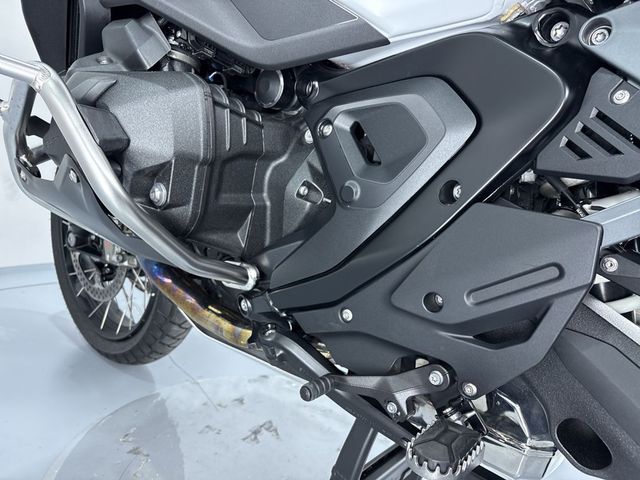 bmw - r-1300-gs-adventure