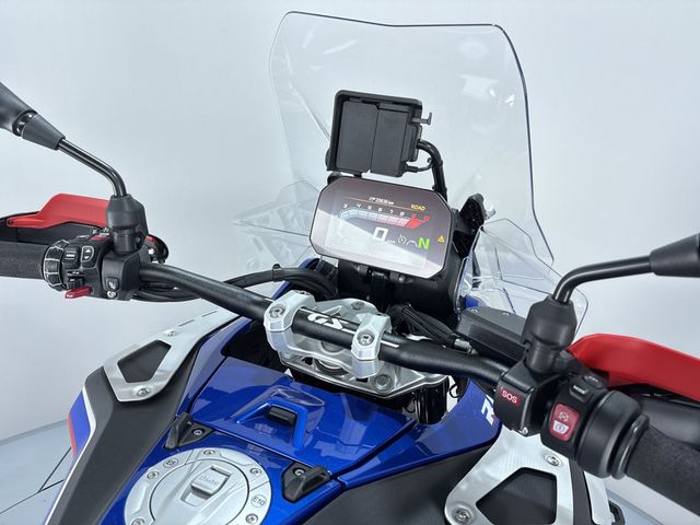 bmw - r-1300-gs-adventure