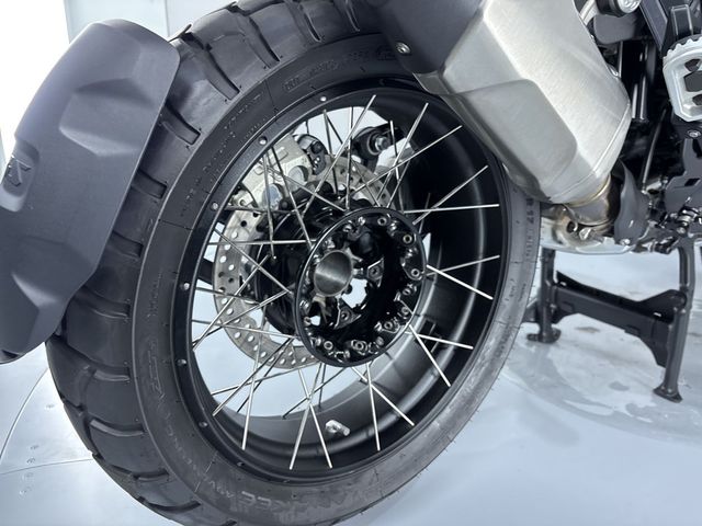bmw - r-1300-gs-adventure