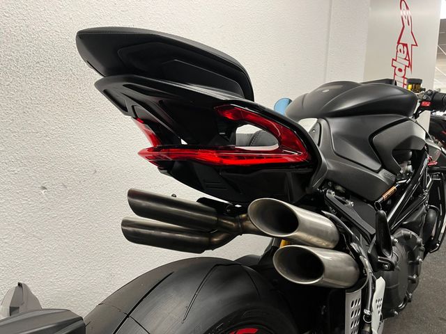 mv-agusta - brutale-1000-rr