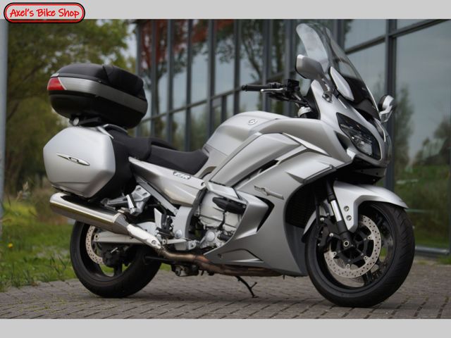 yamaha - fjr-1300