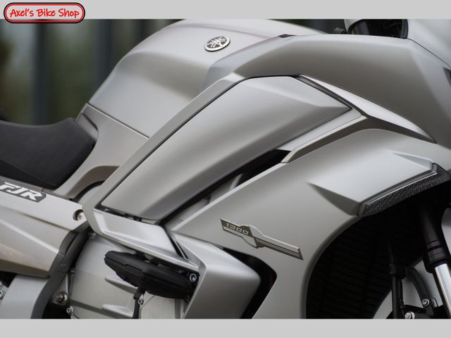yamaha - fjr-1300