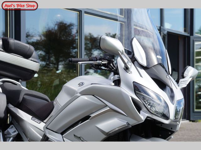 yamaha - fjr-1300
