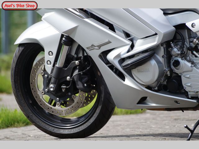 yamaha - fjr-1300