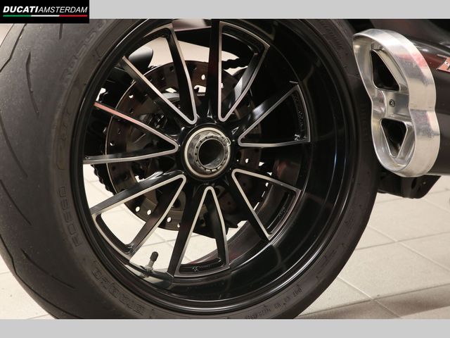 ducati - diavel-cromo