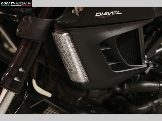 ducati - diavel-cromo