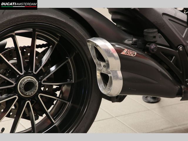 ducati - diavel-cromo