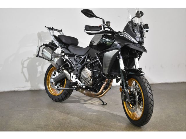 QJMOTOR - srt-700-x-touring