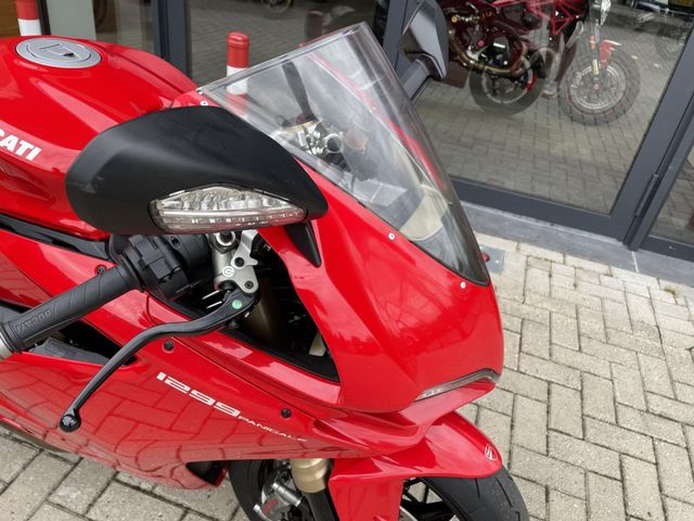 ducati - 1299-panigale