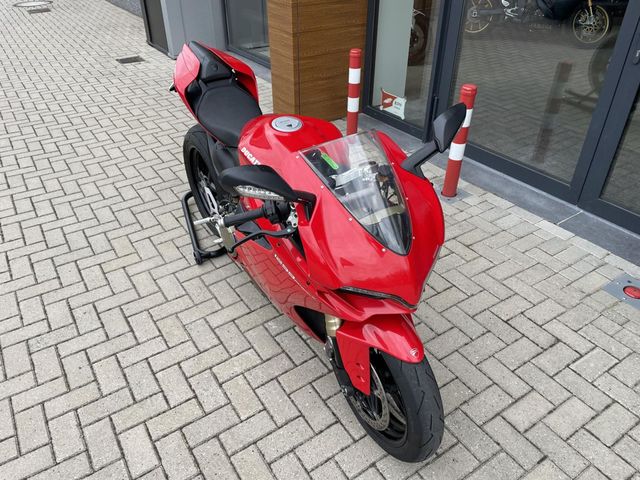 ducati - 1299-panigale