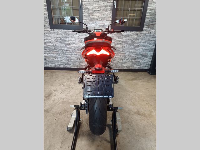 aprilia - tuono-457