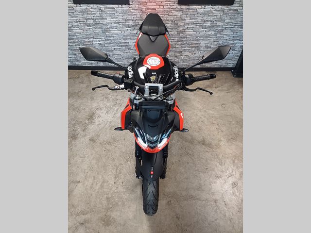 aprilia - tuono-457