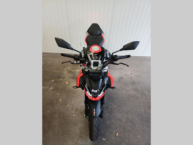 aprilia - tuono-457