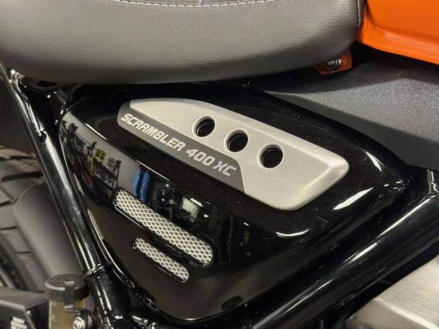 triumph - scrambler-400-xc