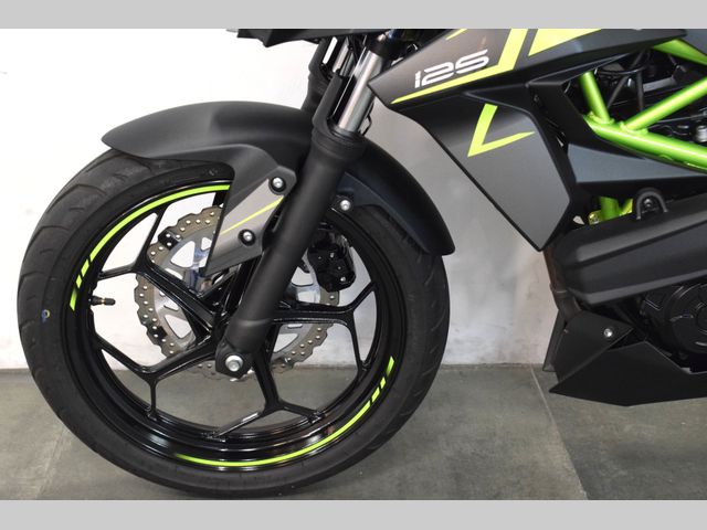 kawasaki - z125