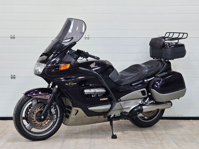 honda - st-1100-pan-european