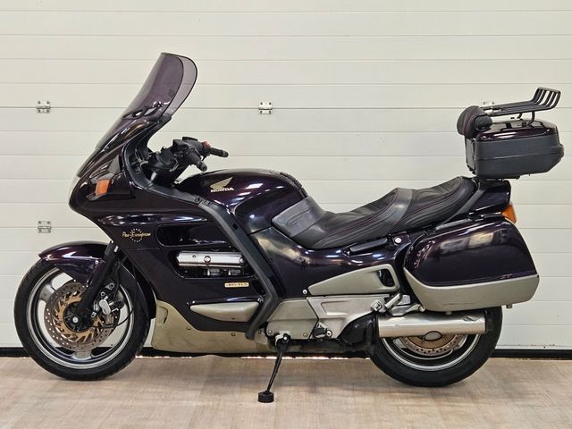 honda - st-1100-pan-european