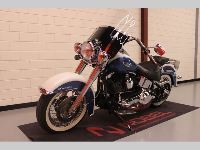 harley-davidson - deluxe--heritage-special-flstni