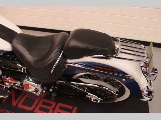 harley-davidson - deluxe--heritage-special-flstni