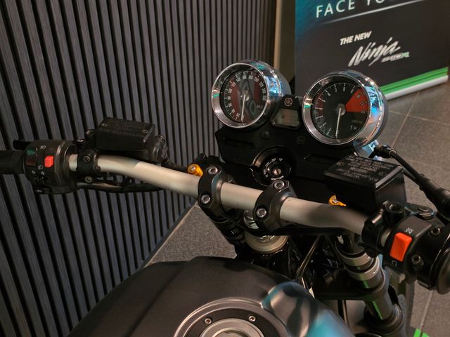 yamaha - xjr-1300