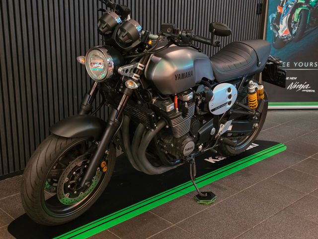 yamaha - xjr-1300