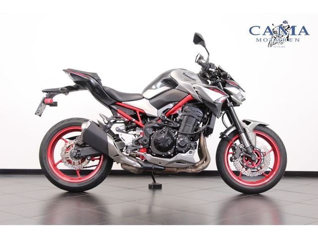 kawasaki - z900