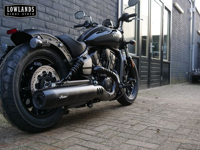 indian - scout-bobber-sixty