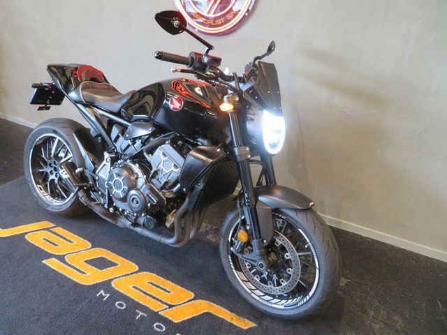 honda - cb-1000-r-black-edition