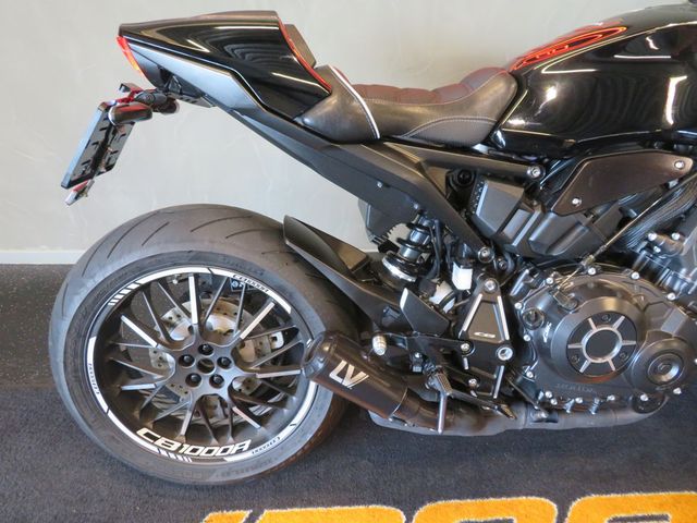 honda - cb-1000-r-black-edition
