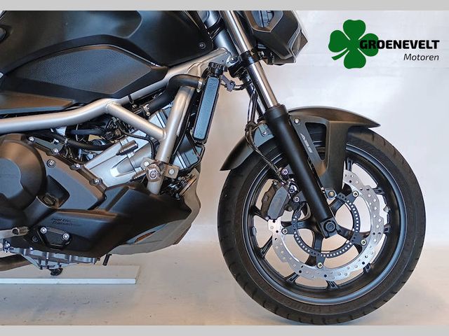 honda - nc-700-x-dct