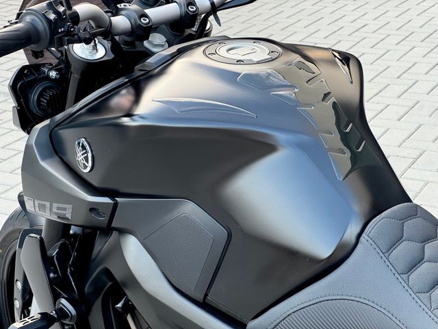 yamaha - mt-09-abs